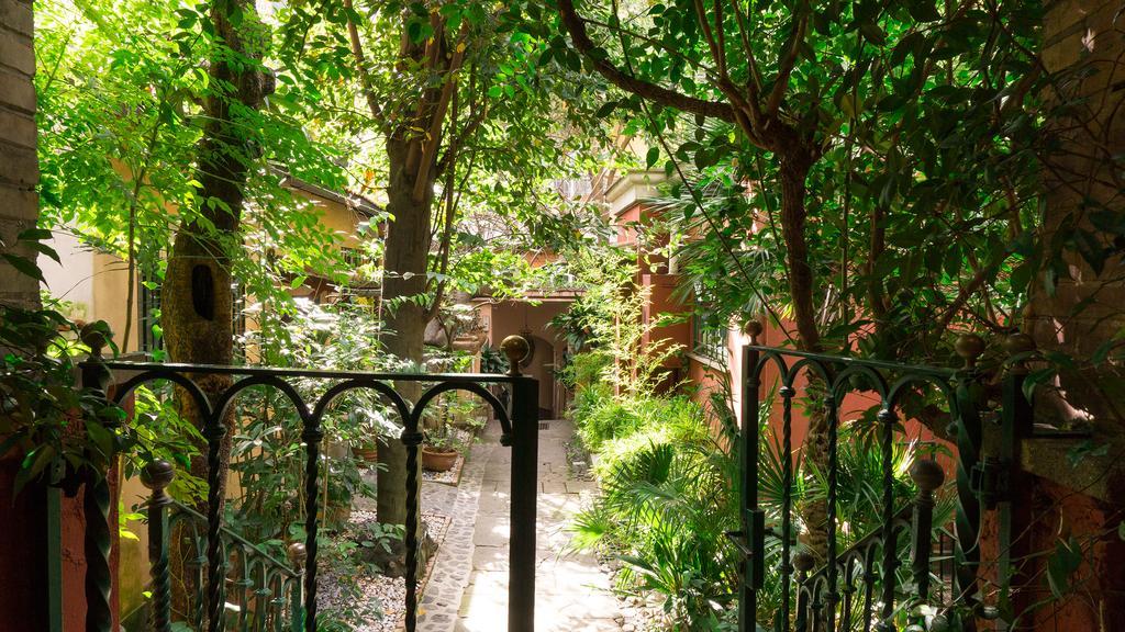 Margutta's Garden Bed & Breakfast Rom